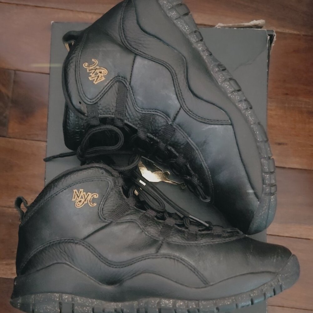 Boys Retro Jordan 10 sz 4.5